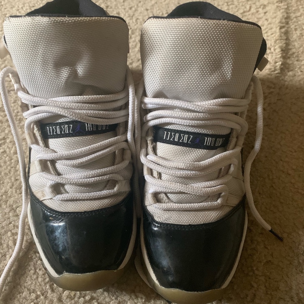 Jordan retro 11s